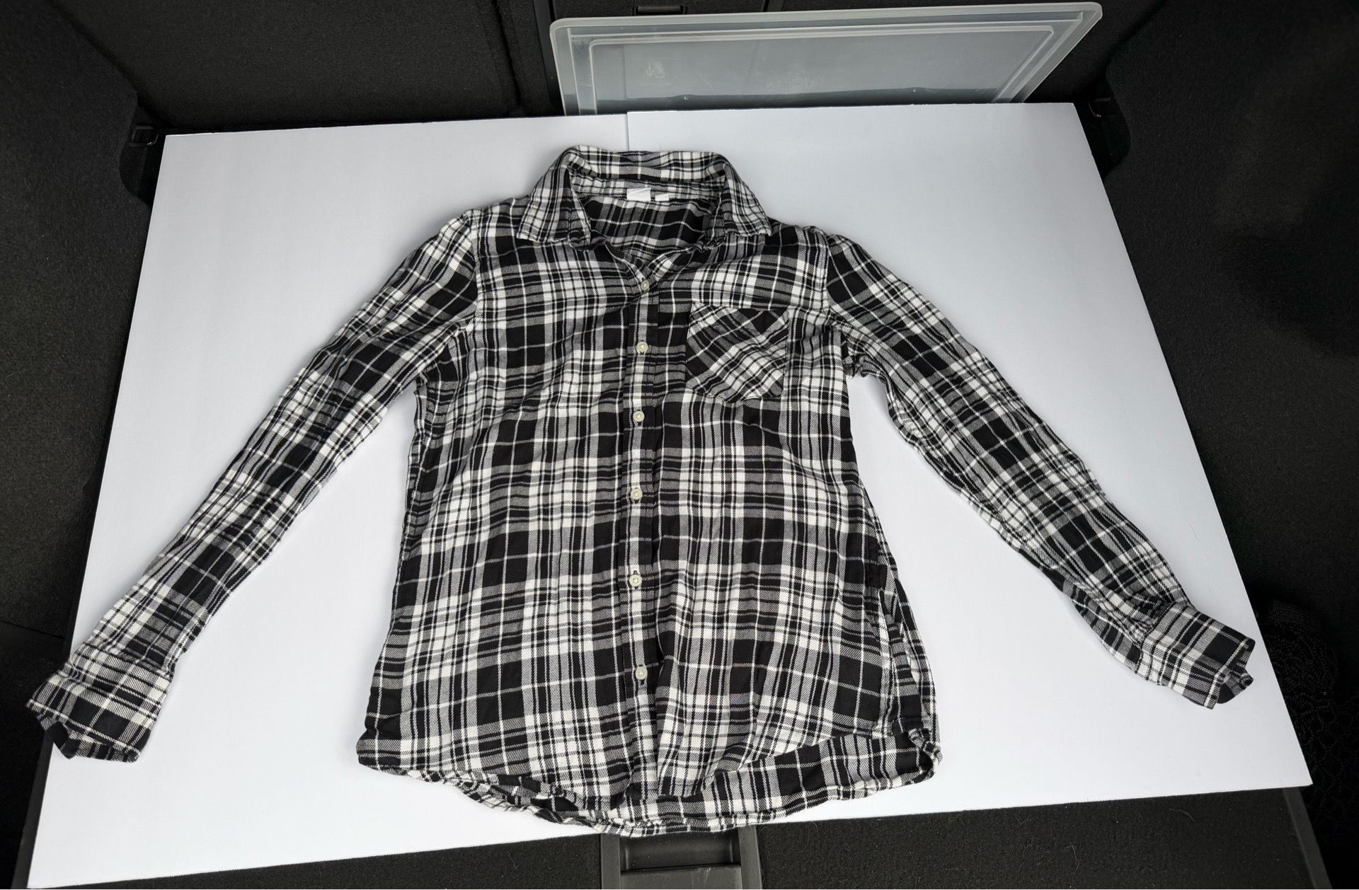 Gap Black and White Flannel