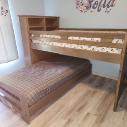Loft L-shaped Twin Bunk Bed with shelf