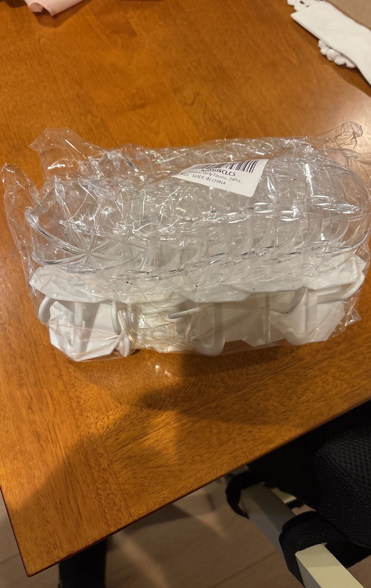 Fillable party favors