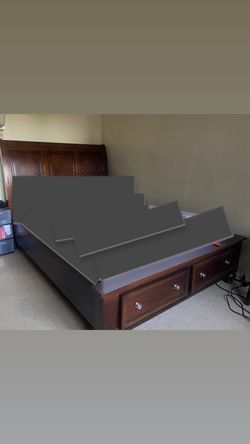 Bedroom set