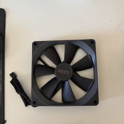 NZXT PC Fan / Desktop Computer Fan 