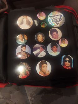 Vintage Michael jackson pins and more  sale