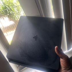 PS4 