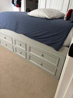 Twin bed $100 Riverside Area