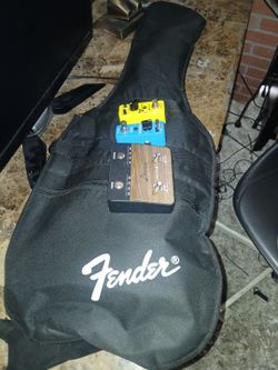 Fender guitar case 3 donner