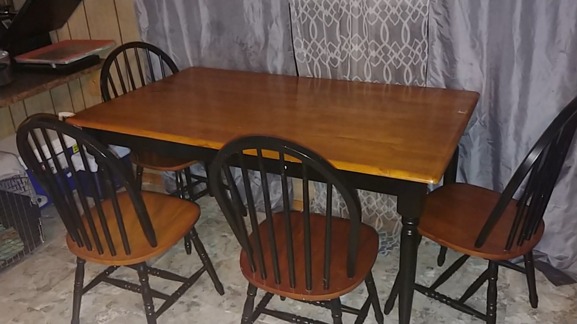 buy used kitchen table