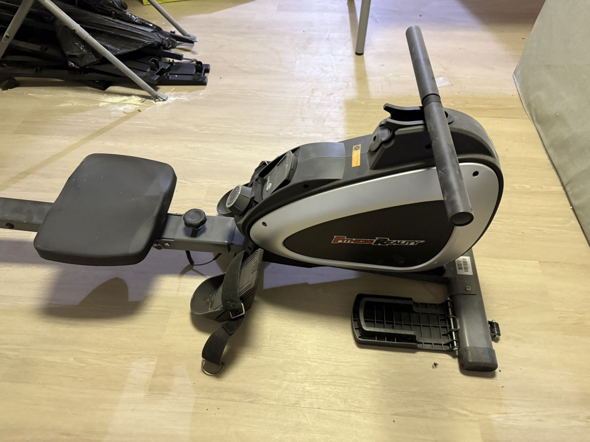 Fitness Reality Rowing Machine
