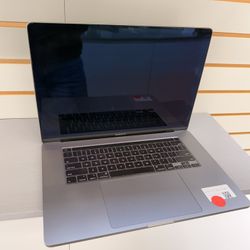 MacBook Pro 2019 I7 16ram 1TB 15”