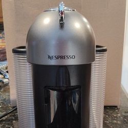 Nespresso Vertuo Titan