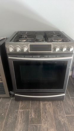 Samsung Digital Touch Screen stove