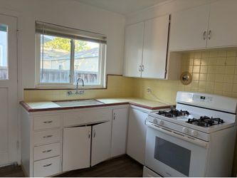 GE Gas Stove