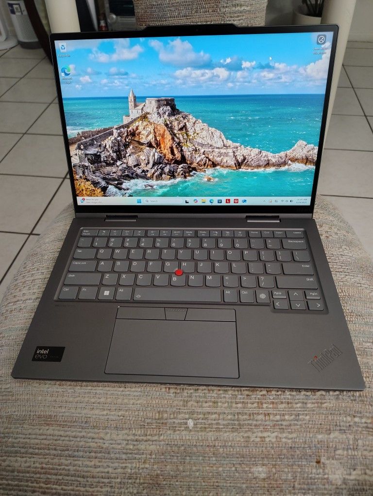Lenovo X1 Carbon 12th Gen