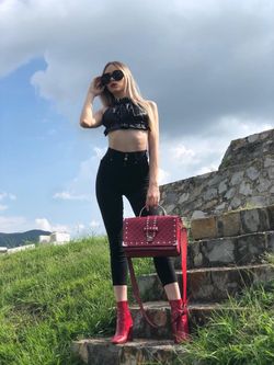 Bolsas artesanales de piel 👜 varios colores $80