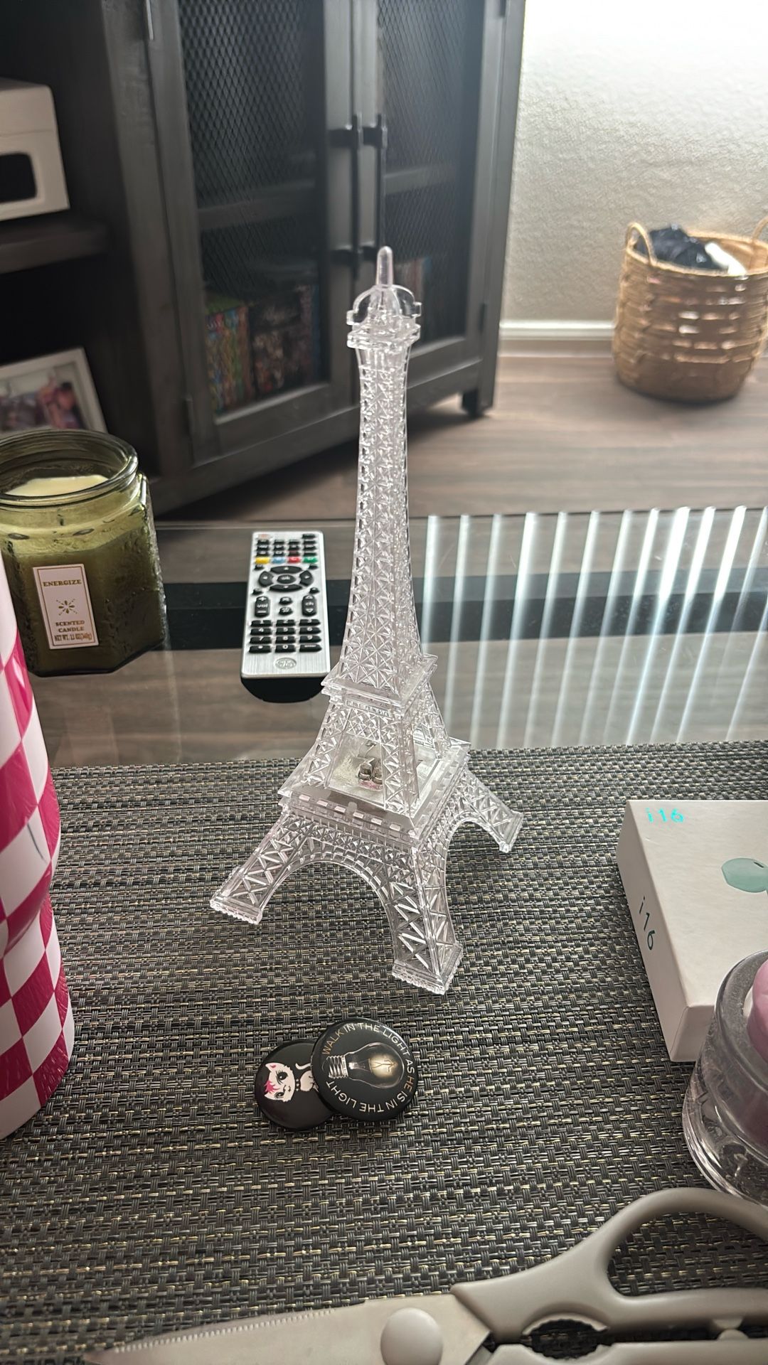 Clear Eiffel Tower