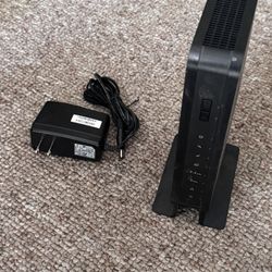 NETGEAR C3700 WiFi Cable Modem Router (2 in 1)