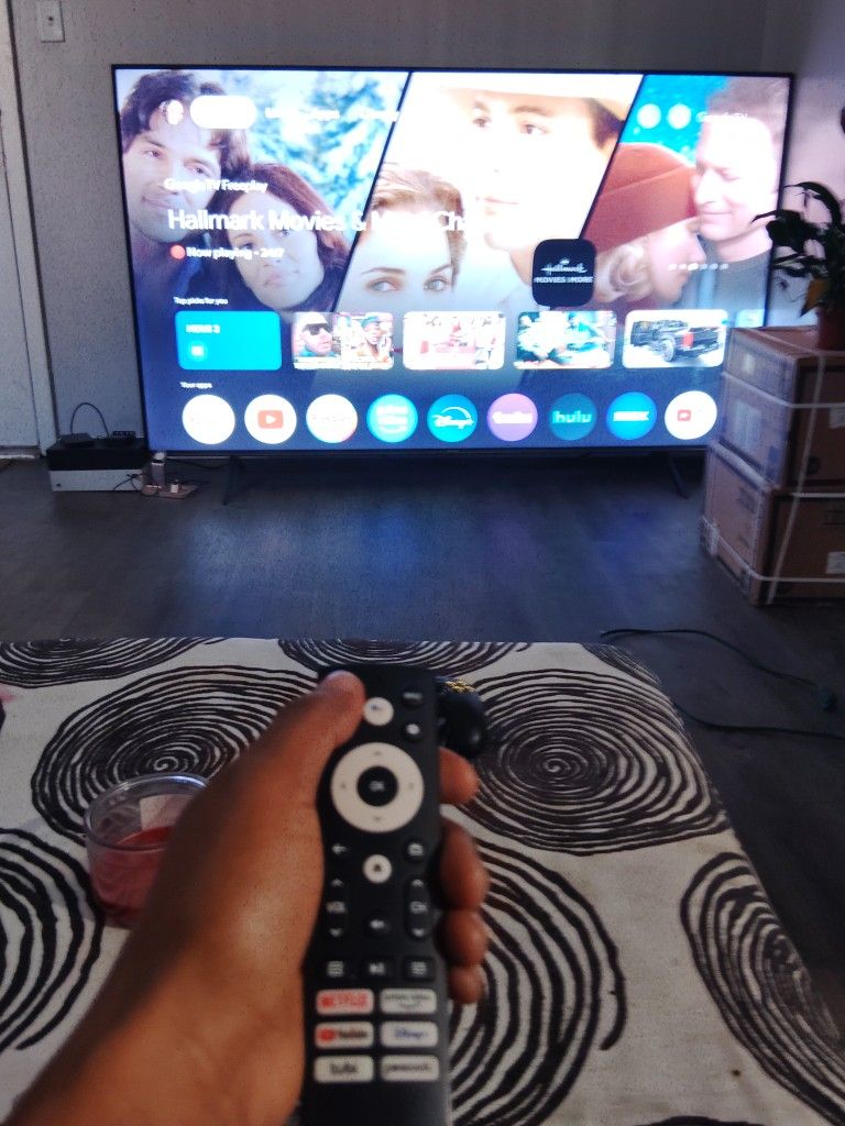 85inch Brand New Tv With Xbox One