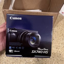 Canon Power Shot SX740 HS