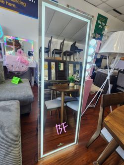 Full lenght Vanity Mirror Stage Lite. Impressions Brand. New Especial price