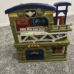 Army Play House 