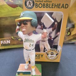 Rickey Henderson signed bobblehead