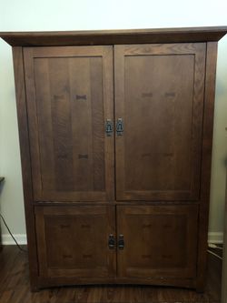 Tv cabinet w matching book ends - broyhill- $850