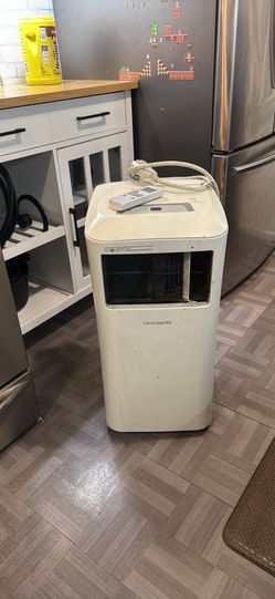 Frigidaire 8,000 BTU Portable Air Conditioner
