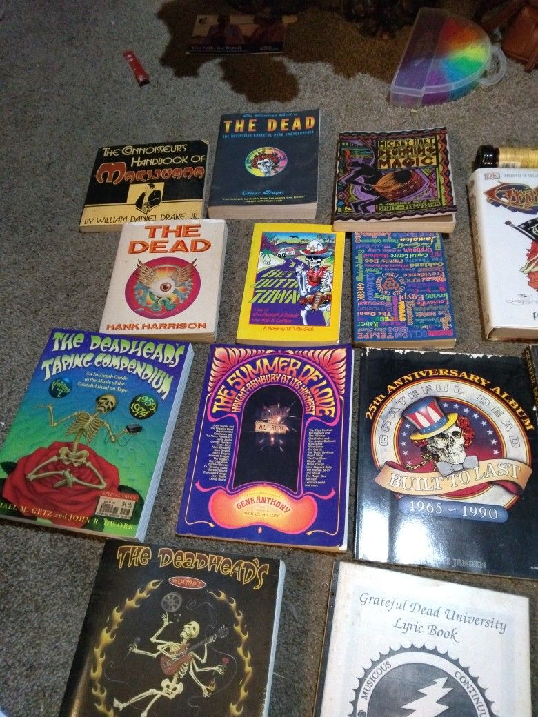18 Greatful Dead Books