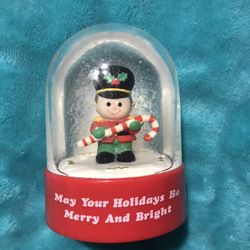 Vintage Christmas Snowglobe