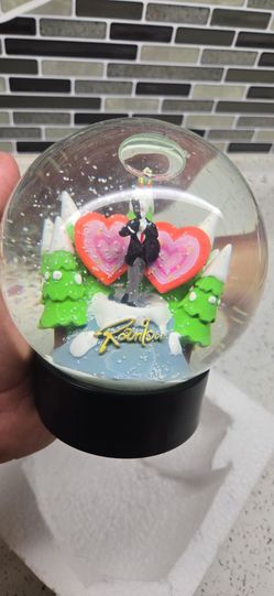 Rambo snow globe