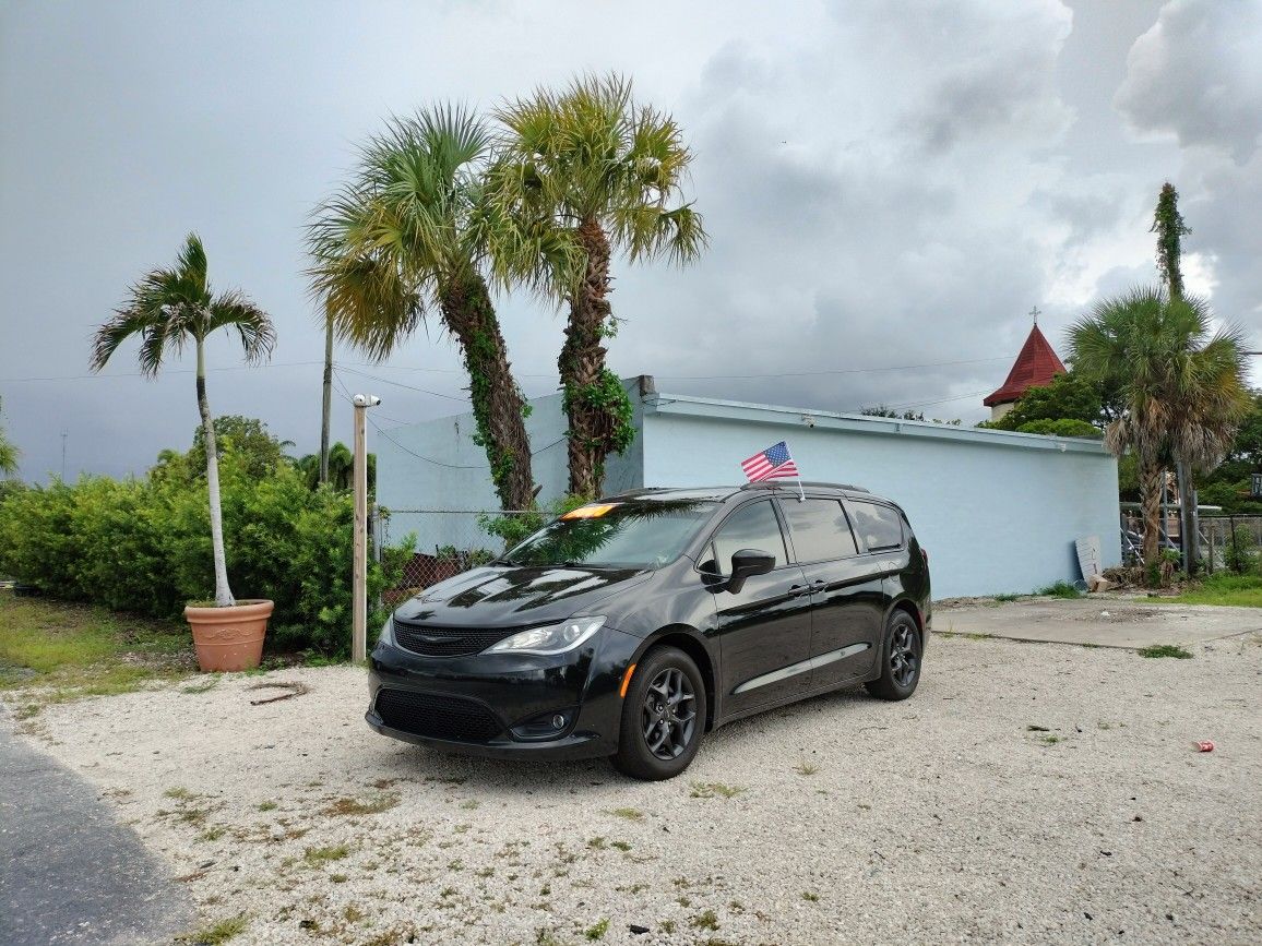 2018 Chrysler Pacifica
