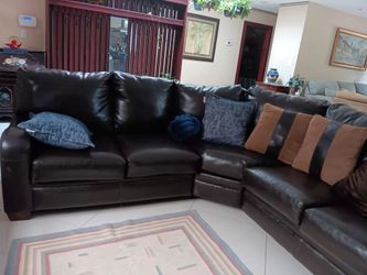 Sectional sofa