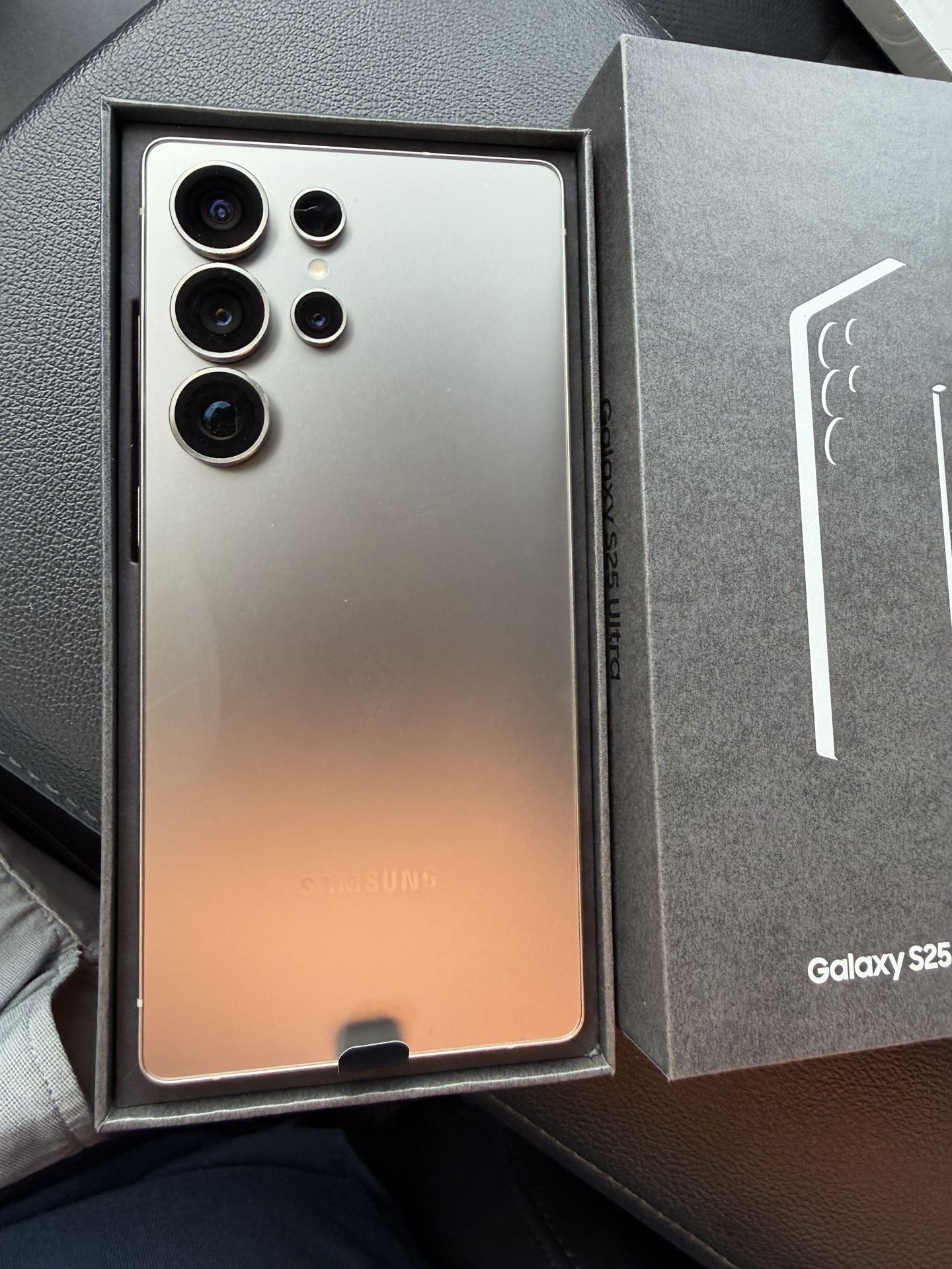 Samsung Galaxy S25 Ultra 256GB Unlocked Any Carrier