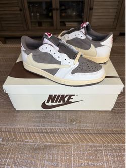 Travis Scott Jordan 1 - Rev. Mocha