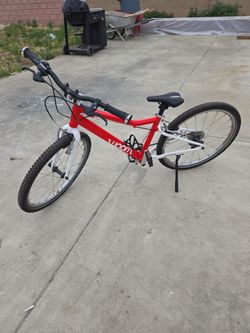 Woom bike