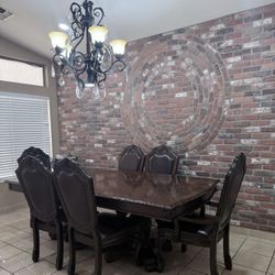 Elegant Traditional Style Dining Room Set 