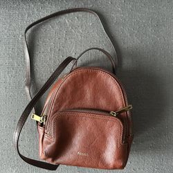 Fossil Mini Leather Backpack – Brown