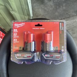 M12 12-Volt Lithium-Ion XC Extended Capacity 3.0 Ah Battery Pack (2-Pack)