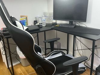 FREE Black L-Shaped Computer Desk / Corner Desk (Must Disassemble)