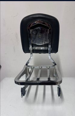 Sissy bar
