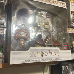 Harry Potter The Burrow And Molly Weasley Funko Pop 