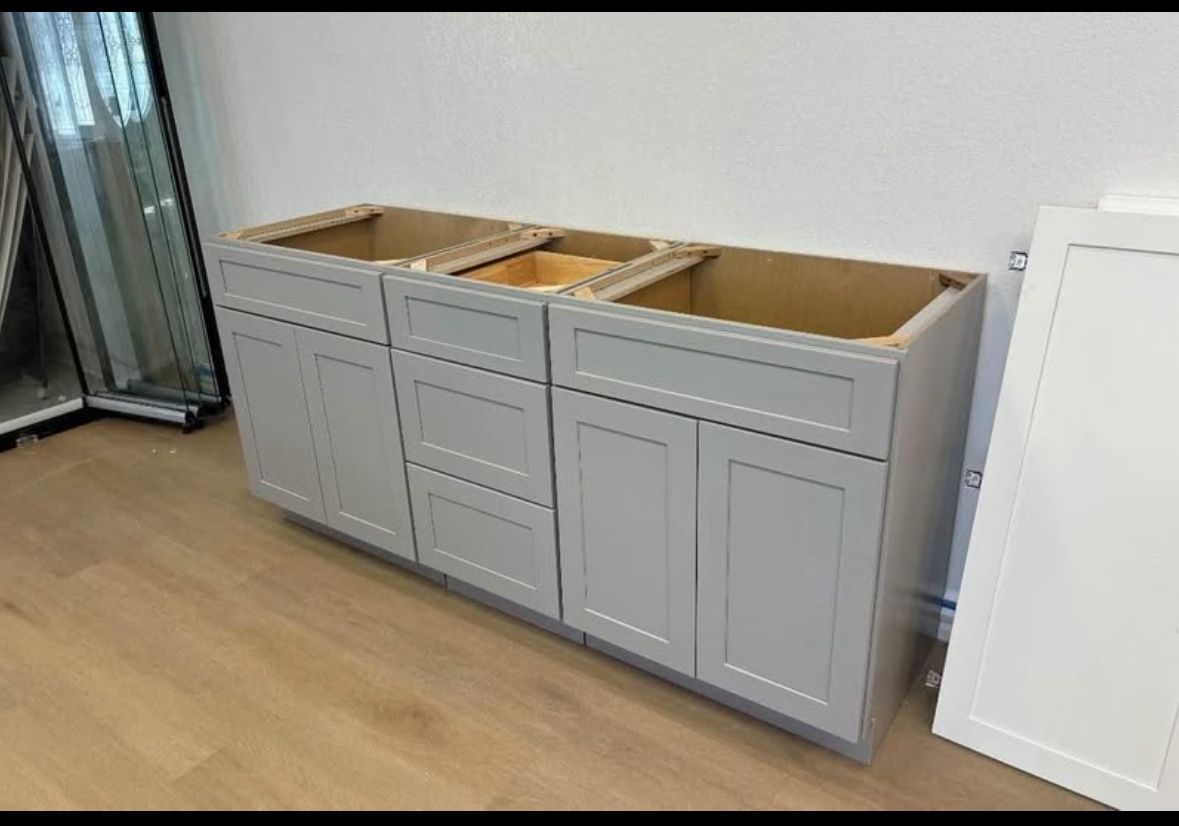 Kitchen Cabinets/ Gabinetes / Kitchen Projects