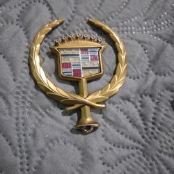 Cadilac  Crest