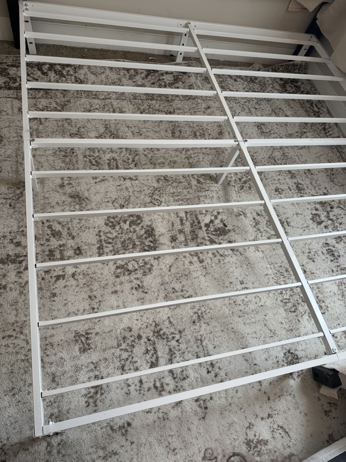White 18inch King Size Metal Bed Frame