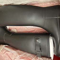 NWB - Hunter Original Refined Wellington Boots in black size 6