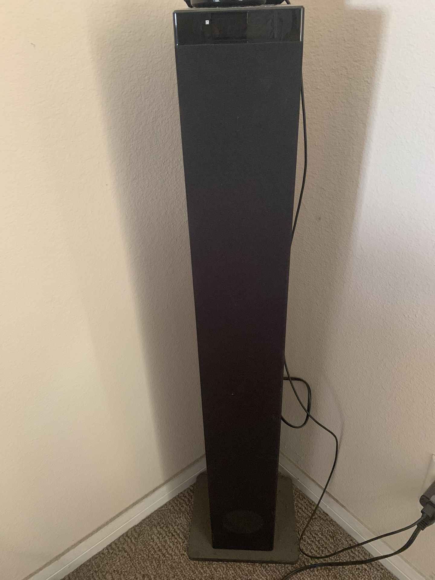 Bluetooth speaker tower