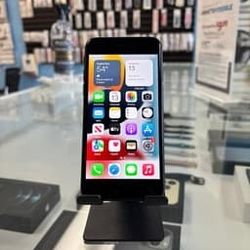 Apple iPhone Se 2nd Gen - Fully Unlocked - 64GB - like new