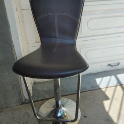 Contemporary Adjustable Height Leather Back & Seat 29" Bar Stools In Chrome Base Foot Rest (Set Of 4)