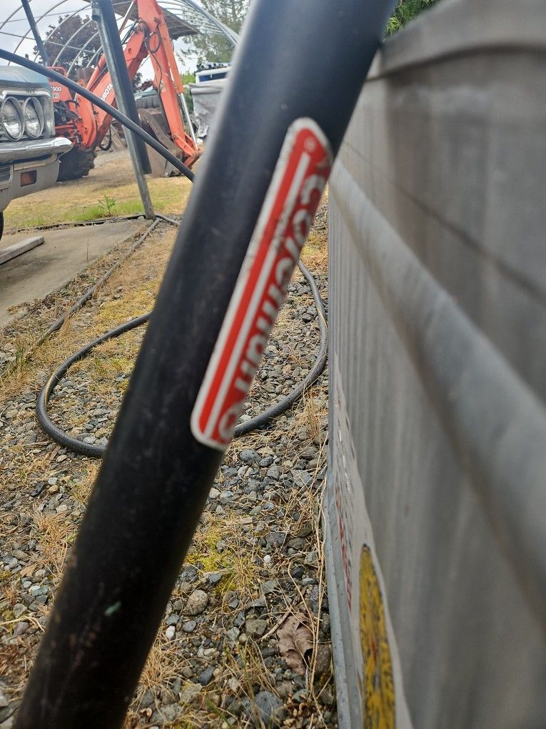 BIKE RACK HITCH STYLE & SWING AWAY