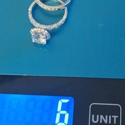 Bonito Anillo De Oro Vlanco  18k  