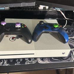 Xbox One S With Two Controllers 